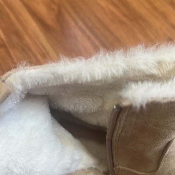 Beautiful fabric upper faux fur lining and faux fur sock boots - Picture 12 of 12